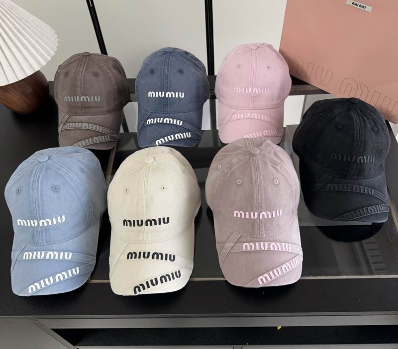 Miumiu cap dx107